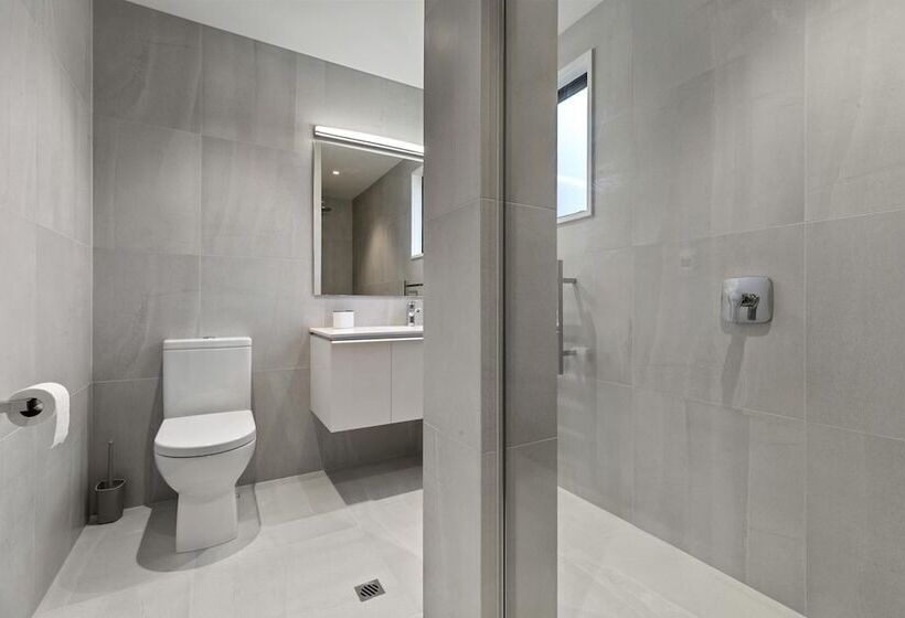 Апартаменты Пентхаус 1 Спальня, The Glebe Apartments