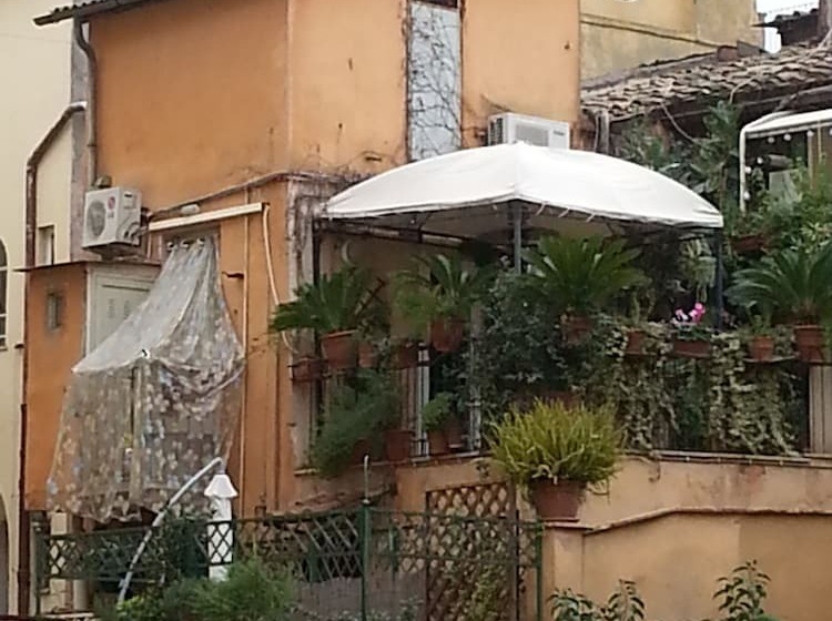 חדר אקונומי, B&b Ventisei Scalini A Trastevere