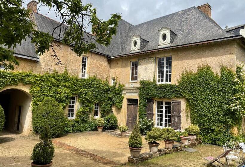 Люкс Вид на Сад, Clos Saint Léonard