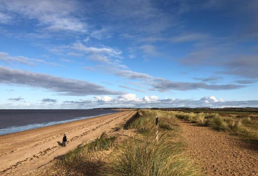 Номер Стандарт, Norfolk Accommodation