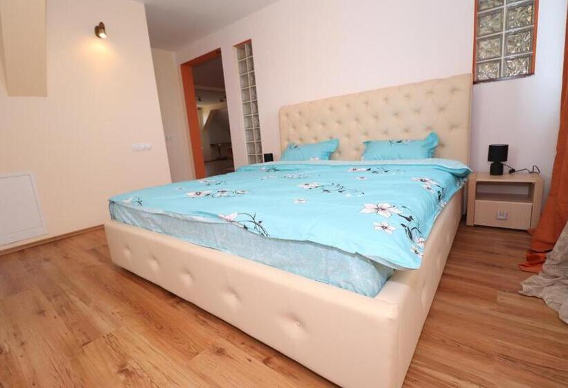 اتاق استاندارد, Casa Din Deal