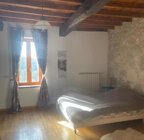 Номер Deluxe, Chez Sophie  Chambres D’hôtes, Gîte Et Gîte équestre