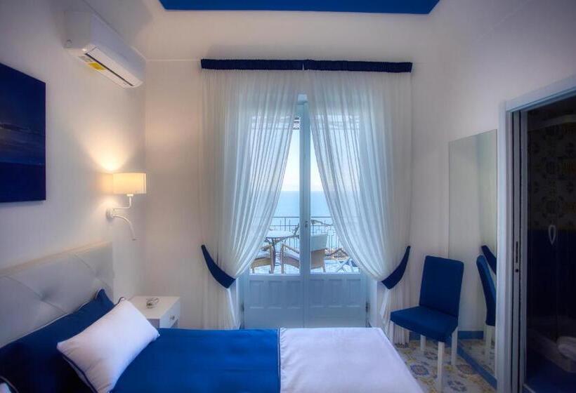 Номер Стандарт Вид на Море с Террасой, Locanda Costa D'Amalfi