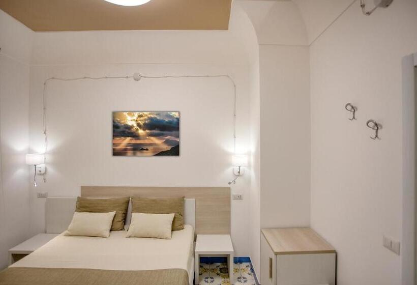 Номер Стандарт, Locanda Costa D'Amalfi