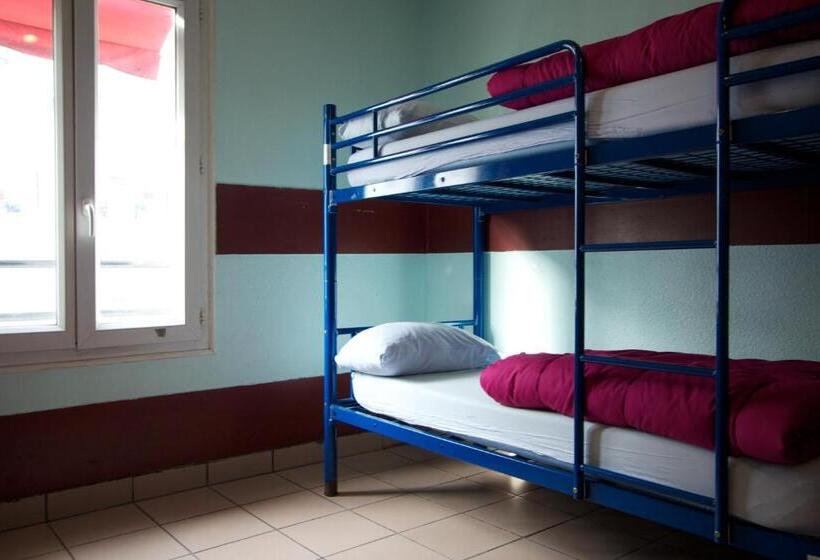 اتاق استاندارد, Bastille Hostel
