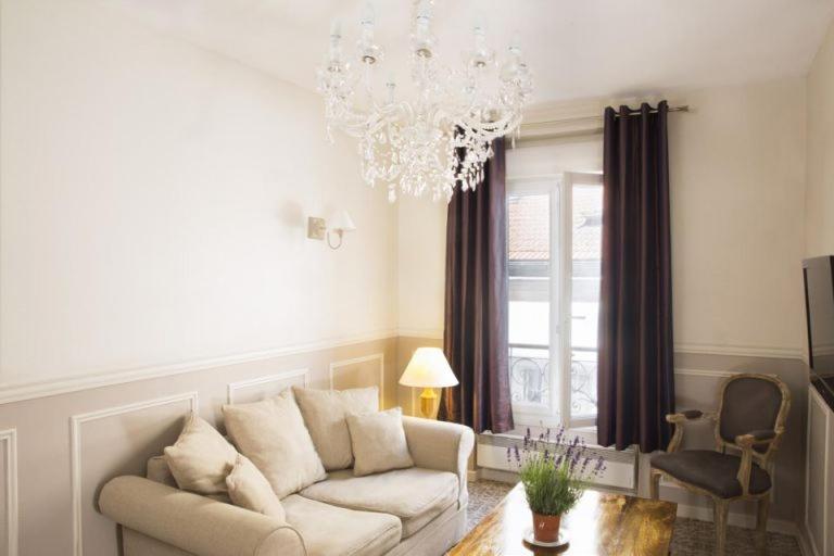 آپارتمان 1 خوابه, Bastille Hostel