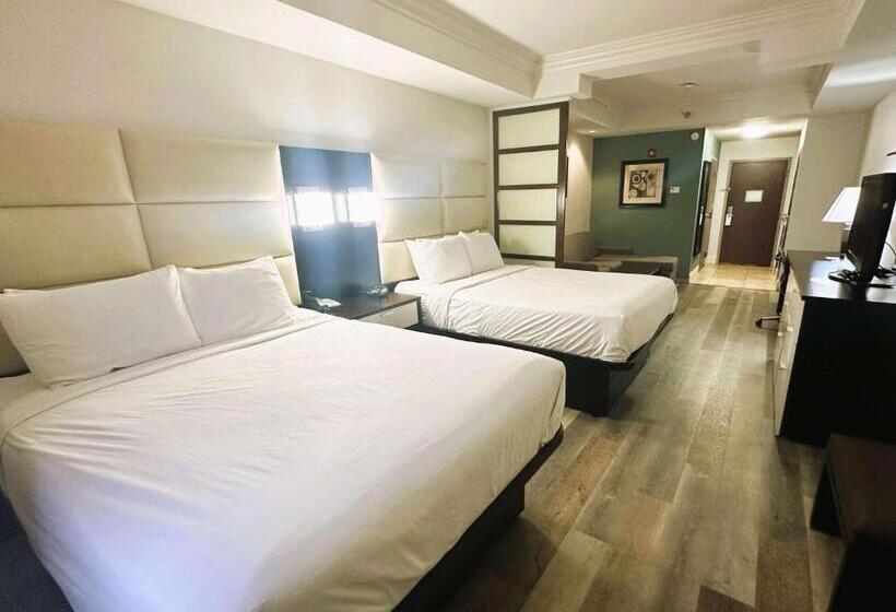 Люкс, Best Western Plus Jfk Inn & Suites