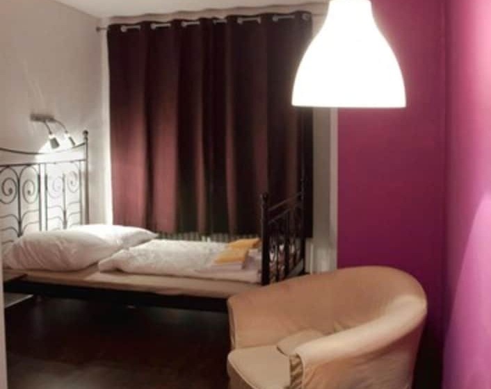 Номер Стандарт, Station Hostel For Backpackers