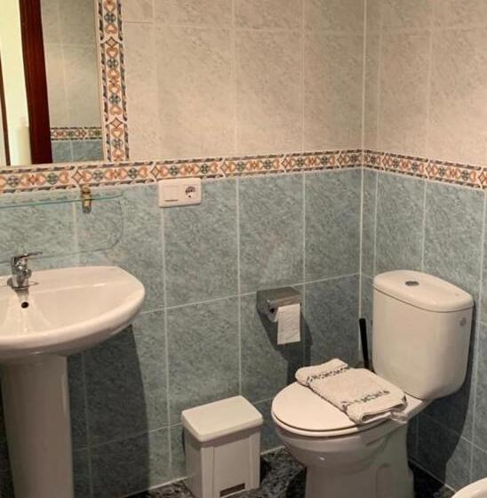 Quarto Estandar, Hostel Arenos