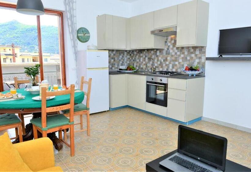 Family Suite, Estate4home   Sofia Flora