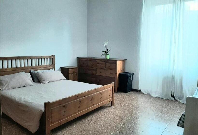 Дом 3 Спальни, B&b I Due Tigli