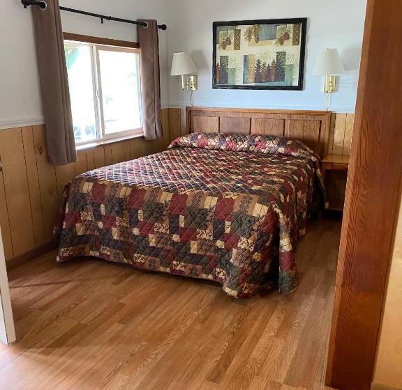 Номер Стандарт, Oceanside Ocean Front Cabins