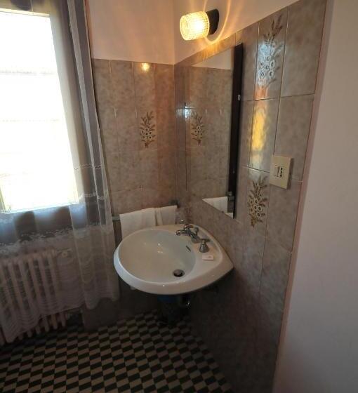 Standaardkamer met Gedeelde Badkamer, Locanda Sant Anna