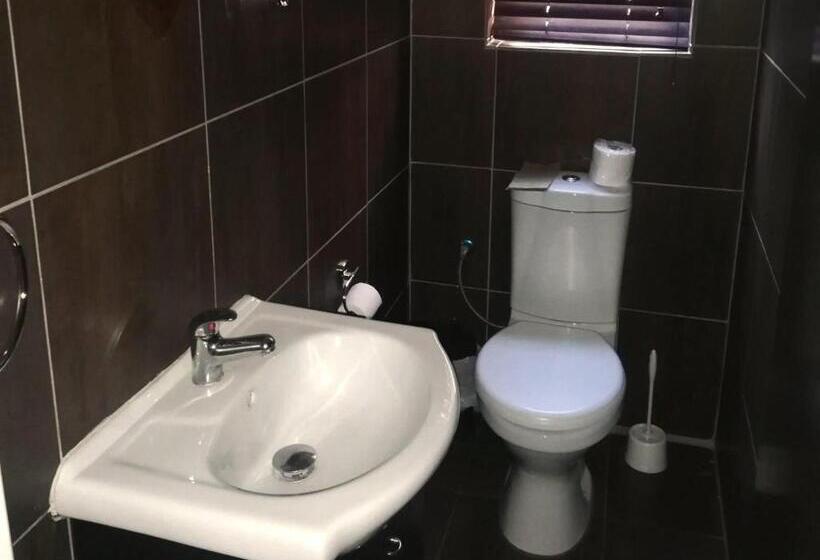 Номер Стандарт, Kusile Guest House