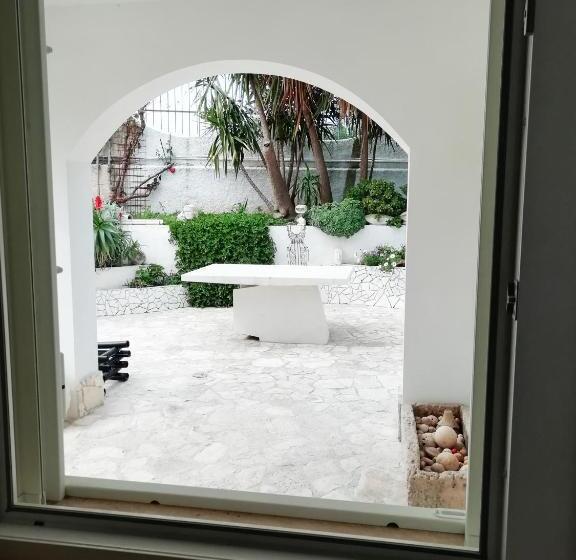 Quarto Estandar Vista Jardim, B&b L Altare Bianco