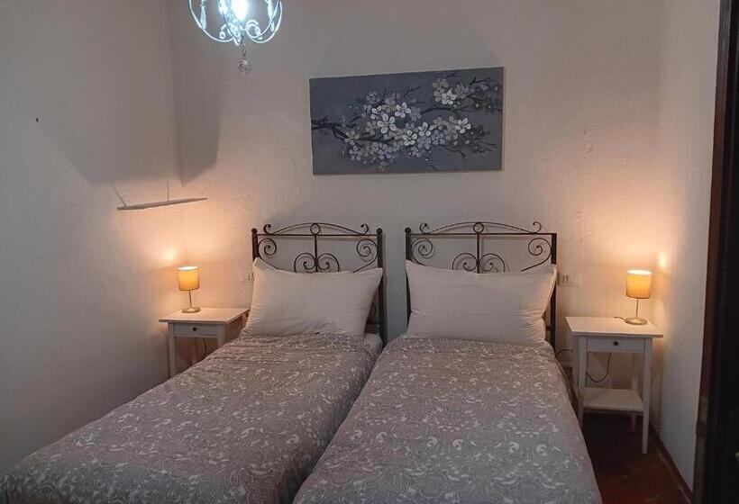 Номер Стандарт, Monti Guesthouse