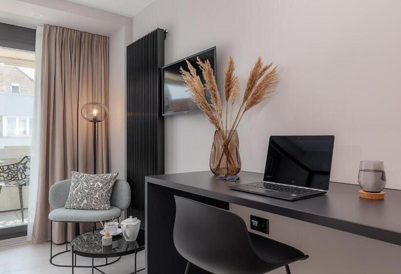 带露台的标准工作室, Visionapartments Basel Nauenstrasse   Contactless Check In