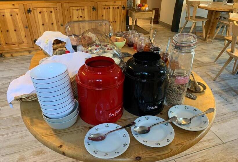 Номер Стандарт Вид на Горы, Hôtel Restaurant Eden