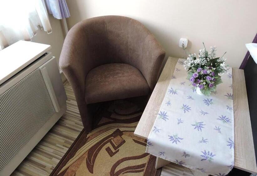 Апартаменты 1 Спальня, Melinda Apartman