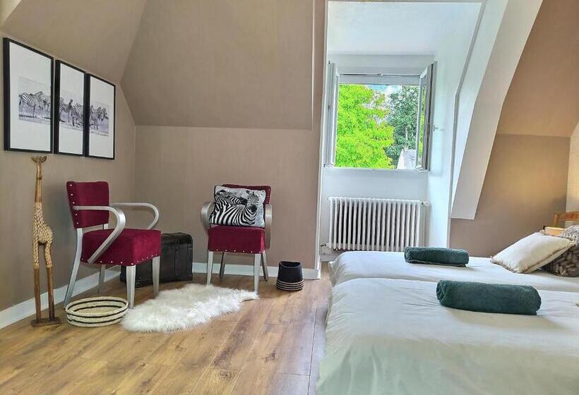 Номер Стандарт Вид на Бассейн, Chambre D Hôtes De Verdigné Piscine Chauffée Parking Wifi