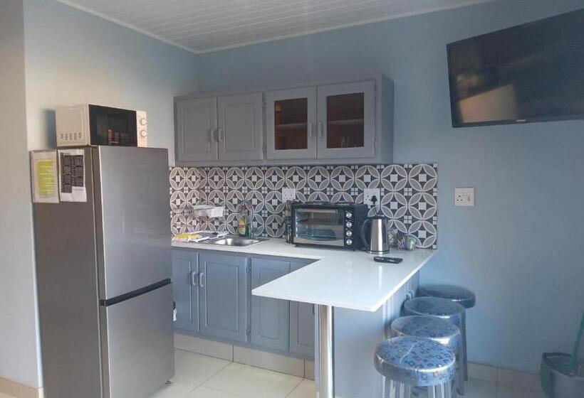 Семейный Номер Вид на Сад, Sonhos Dreams Self Catering Garden Cottages