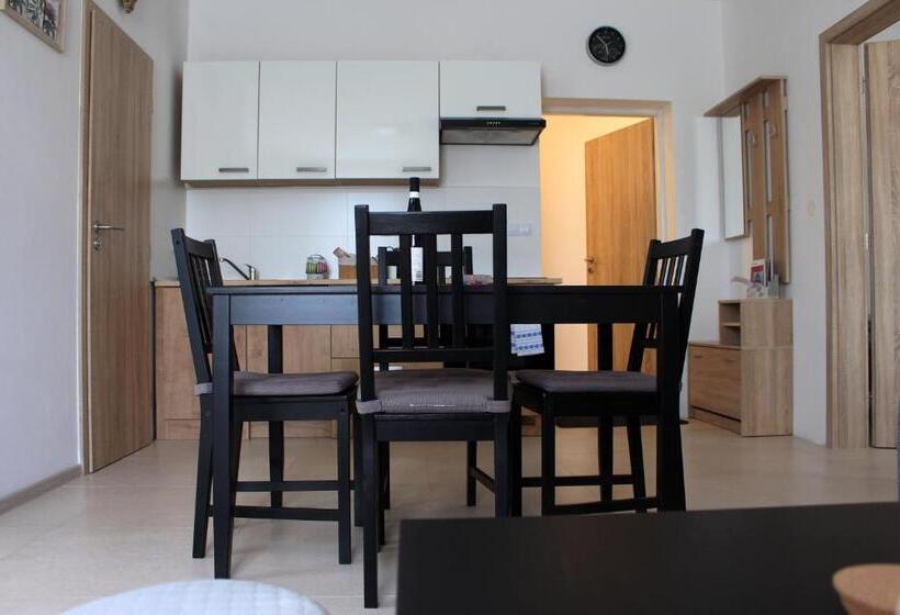 套房, Apartmány V Podhradí