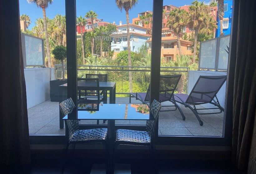 Люкс, Artplatinum Suites&apartments