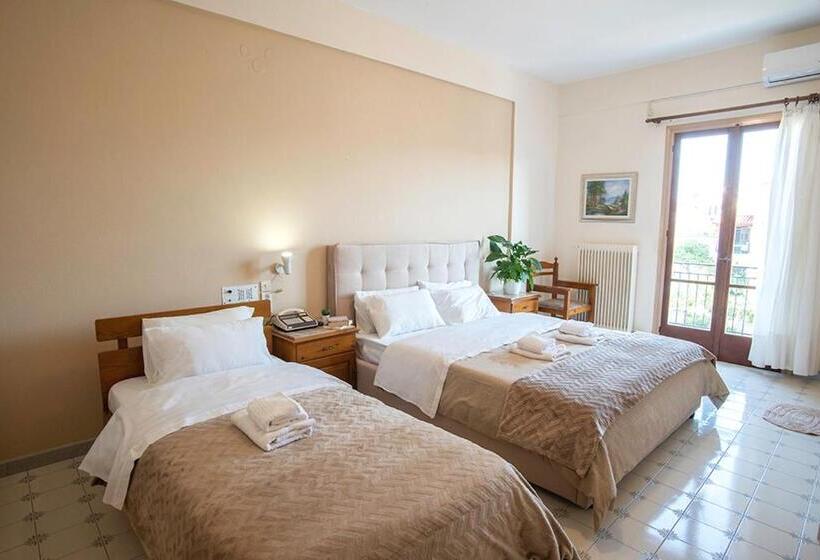 Quarto Triplo Estandar, Koukonas