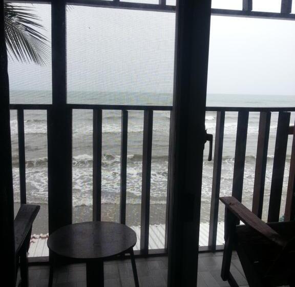 Suite Vista Mar, La Delphina Bed And Breakfast Bar And Grill