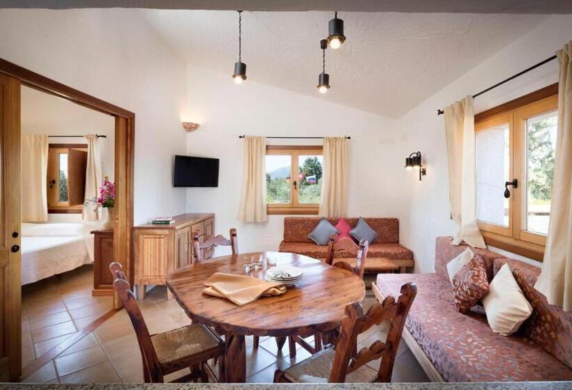 آپارتمان 2 خوابه با چشم‌انداز دریا, Residenza Capriccioli