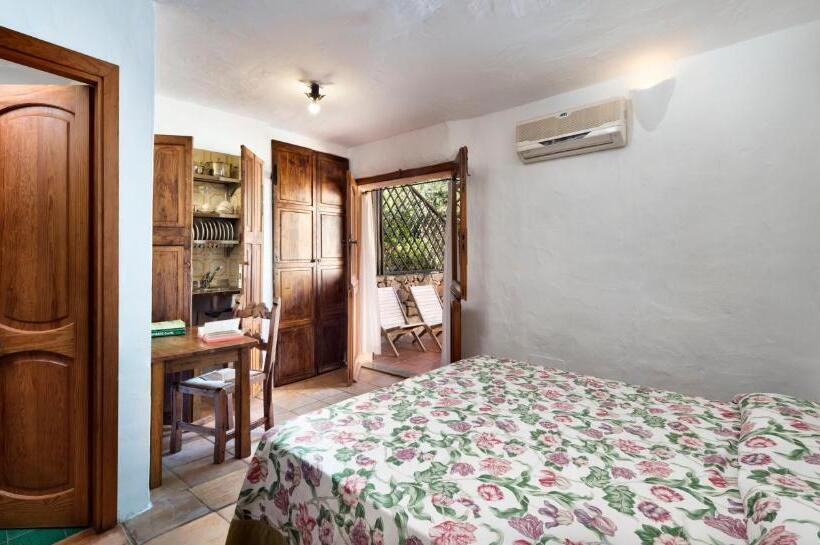 آپارتمان 2 خوابه با چشم‌انداز دریا, Residenza Capriccioli