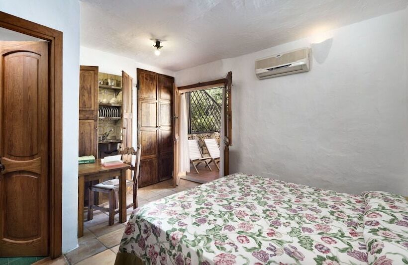 آپارتمان 2 خوابه با چشم‌انداز دریا, Residenza Capriccioli