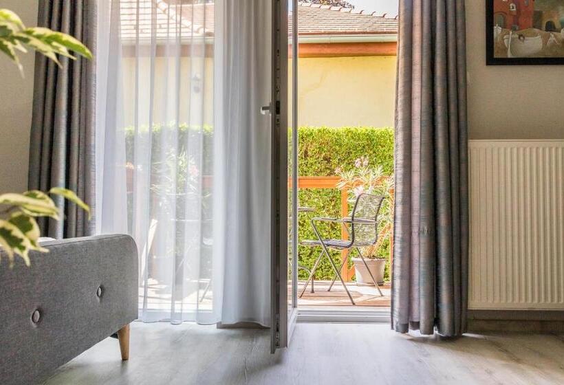 Апартаменты 1 Спальня, Villa 21 Boutique Rooms