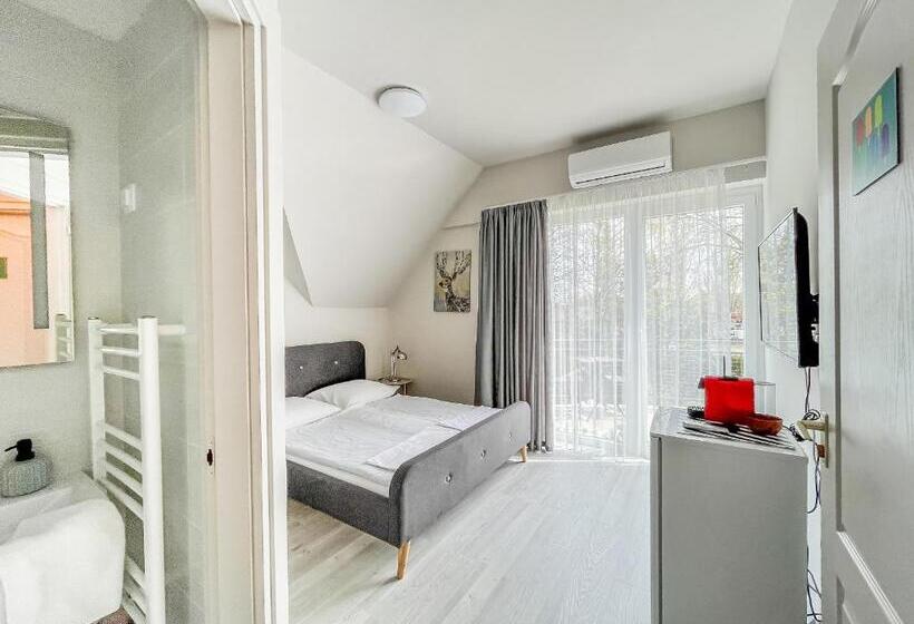 Номер Deluxe с Балконом, Villa 21 Boutique Rooms