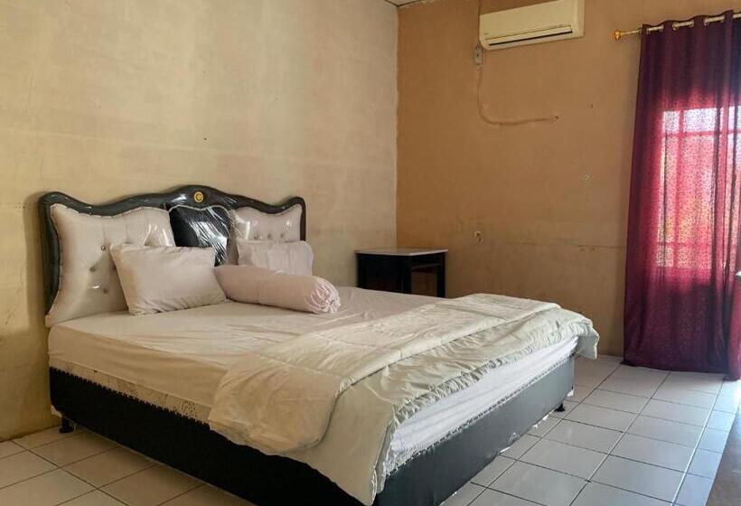 חדר משפחתי, Asoka Guest House