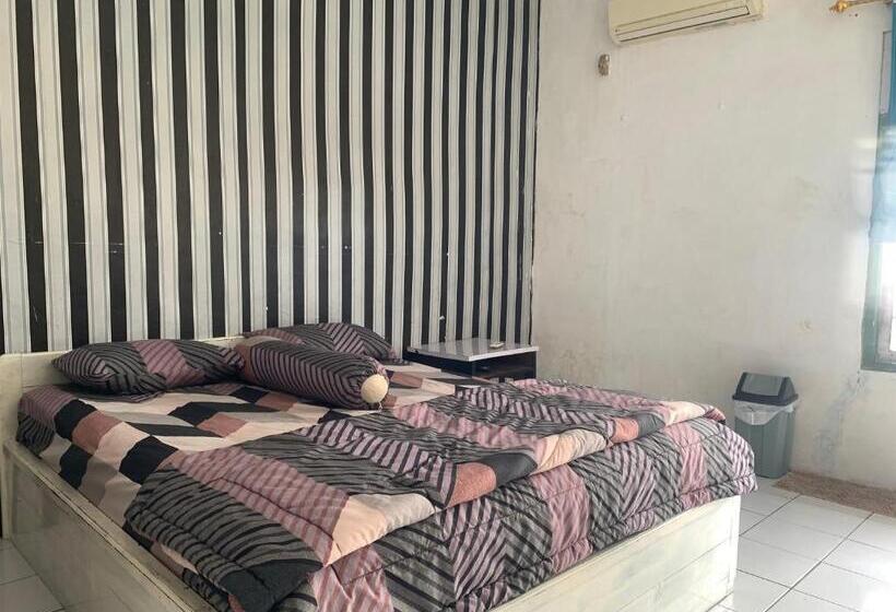 חדר משפחתי, Asoka Guest House