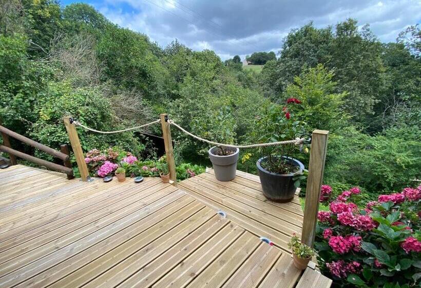 Номер Deluxe, La Chambre D Hotes De Marie Indépendante Et Sa Terrasse Avec Vue Panoramique Proche Alpes Mancelles