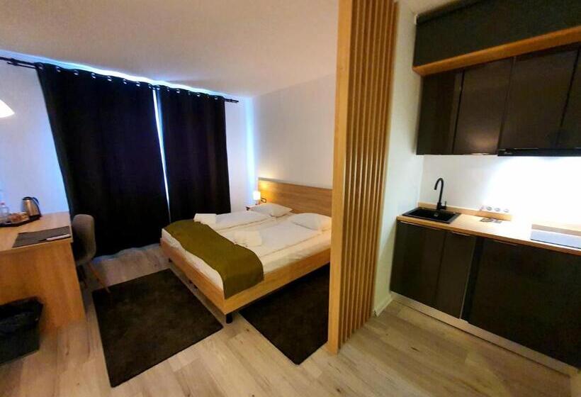 استودیوی استاندارد, Hnl Apart