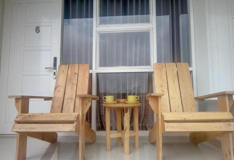 Номер Стандарт, Fredelia Homestay