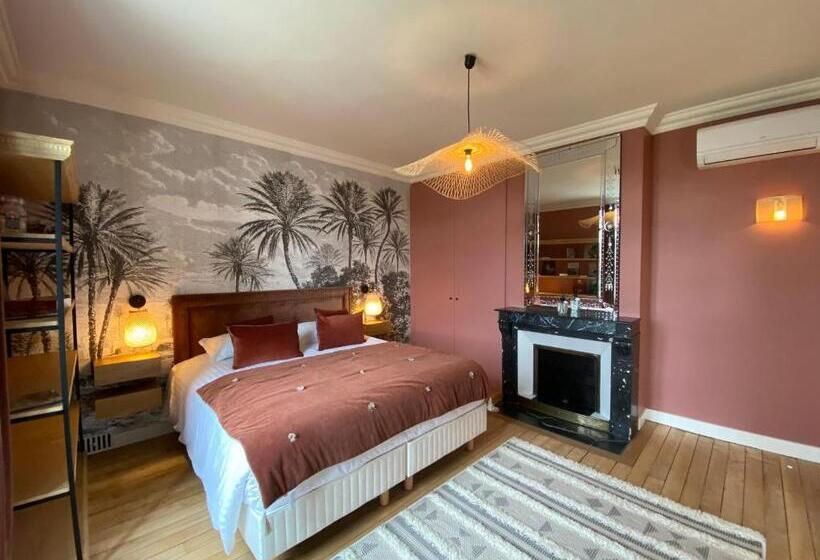 Номер Deluxe Кровать Кинг, Maison Blanche Chartres   Maison D Hôtes 5 étoiles