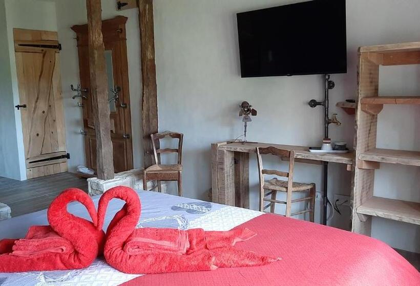 Family Suite, La Berrycurienne Proche Du Zoo De Beauval Saint Aignan Avec Sdb, Wc Et Spa Privatif Pour Chaque Cham
