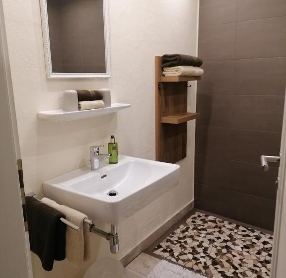 חדר סטנדרט נוף לאגם, Pension Claudia Zell Am See