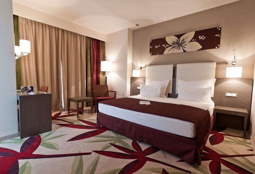 이그제큐티브 룸, Golden Tulip Ana Dome
