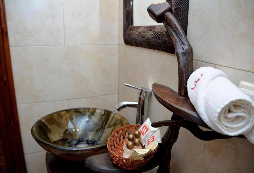 Классический Номер, Momini Dvori Boutique Guest House