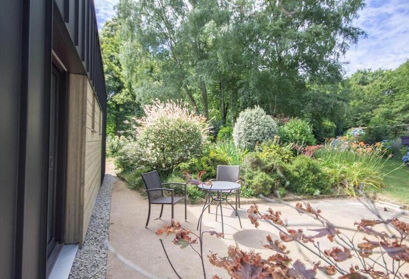 Номер Стандарт с Террасой, Les Jardins Du Cloestro