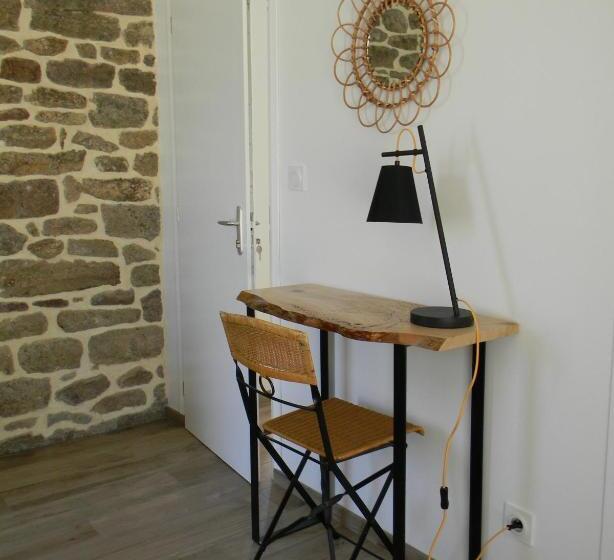 标准间带露台, Les Jardins Du Cloestro