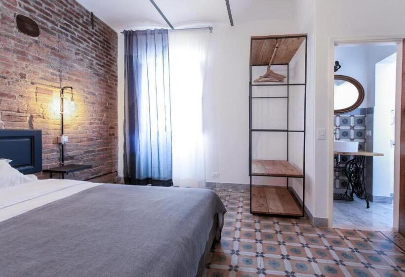 اتاق استاندارد, Carrara Bella