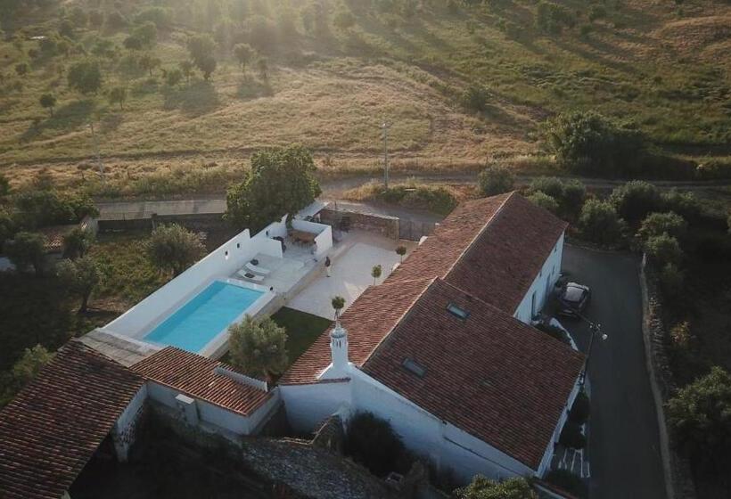 Family Suite, Casa No Montinho