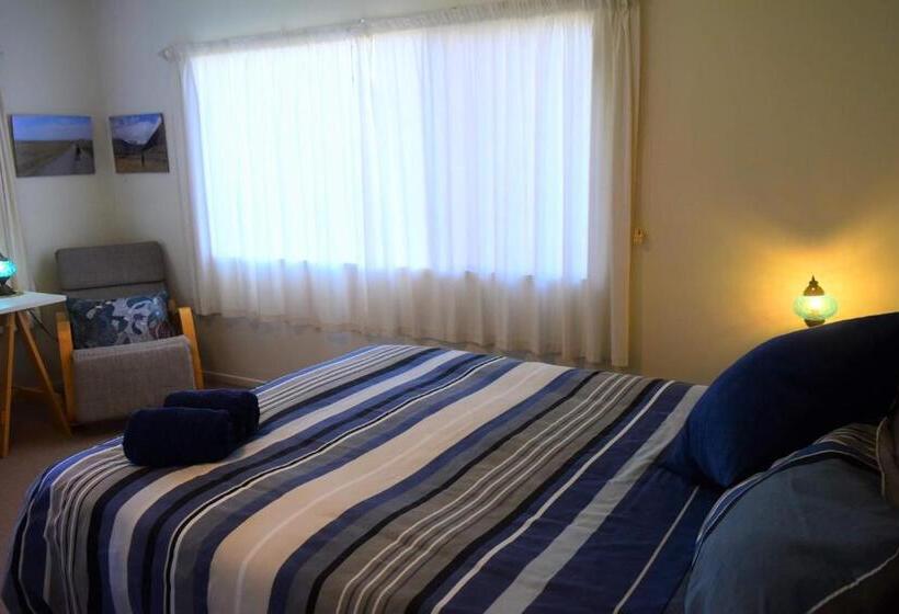 Номер Стандарт, Harbour View Retreat Mangonui