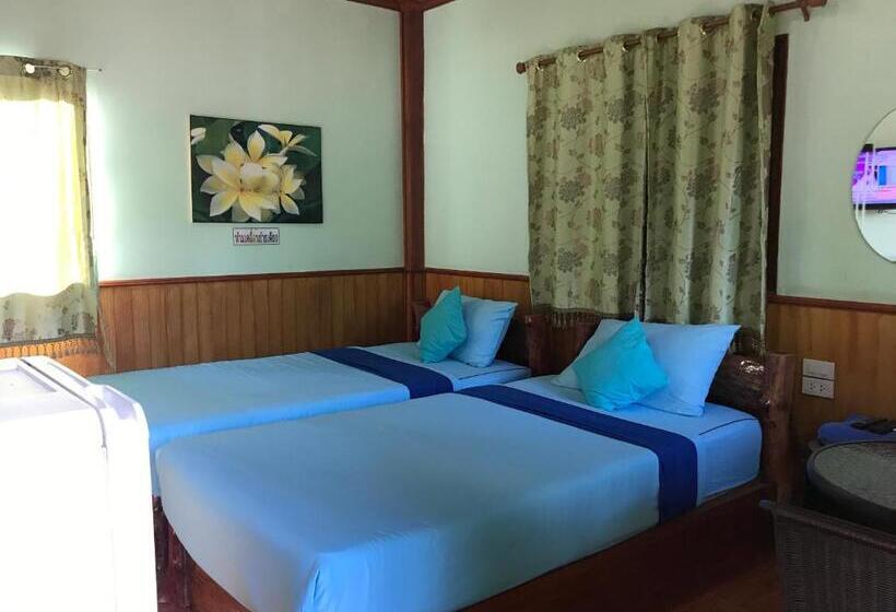 اتاق استاندارد با بالکن, Baan Suan Sukjai Resort